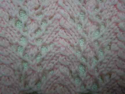 fancy horseshoe print knitting pattern